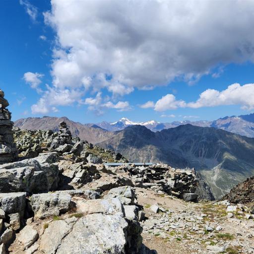 Steinmännchen am Gipfel