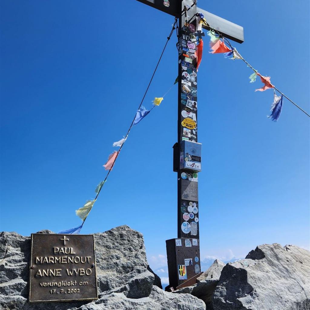 Wilder Freiger, Gipfelkreuz