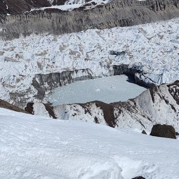 Der Ngozumba Tse Gletscher vom Gokyo Ri