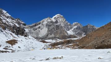 Lobuche East