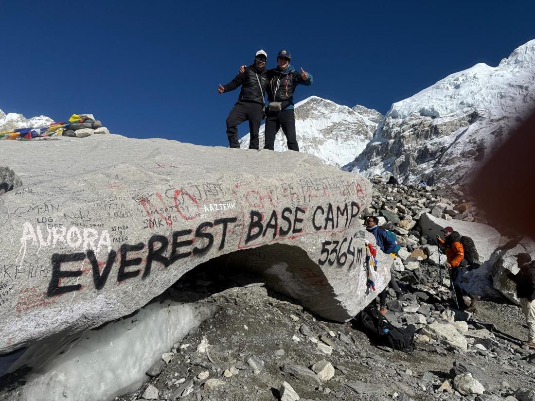 Amrit und ich im Basecamp